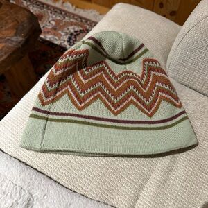 Chevron Patterned Knit Beanie